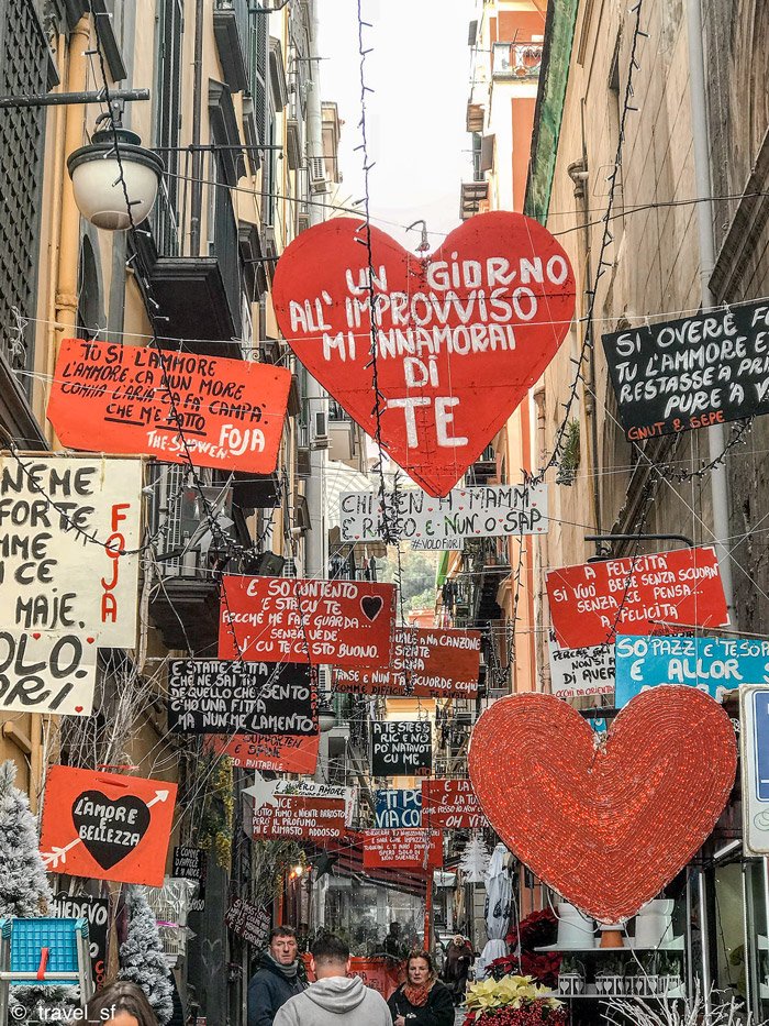 Cosa vedere a Napoli - Via Toledo