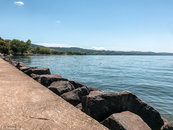 Lago