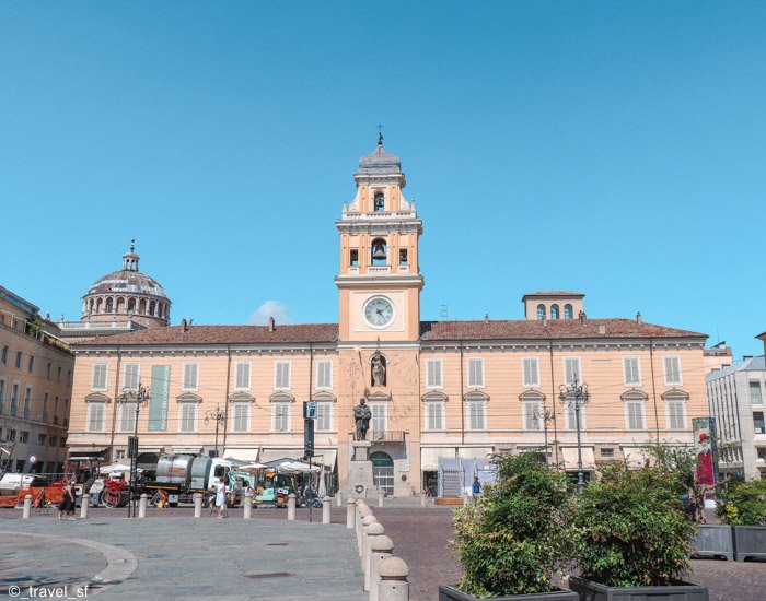 Piazza Garibaldi